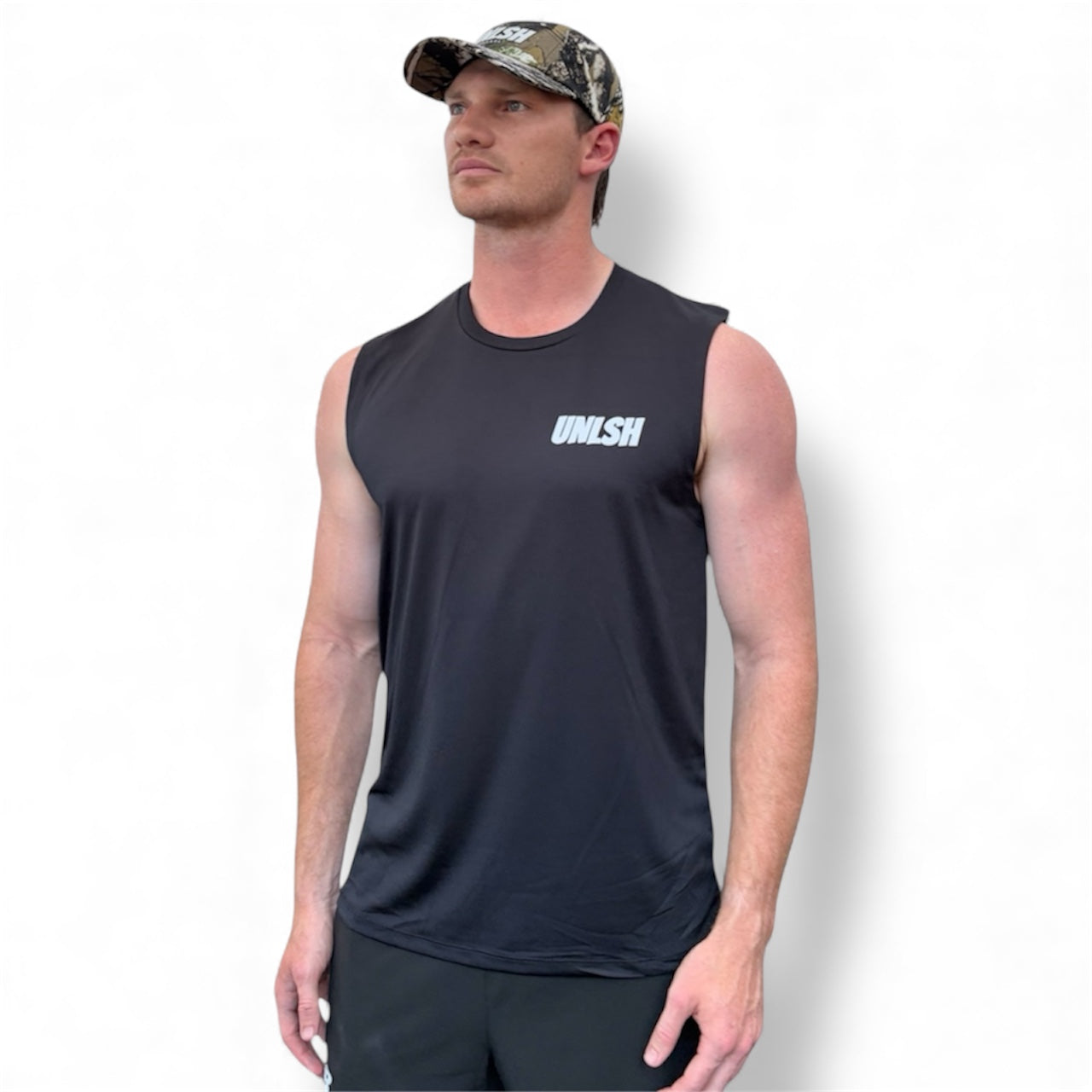 Model is 183cm and wearing a size L